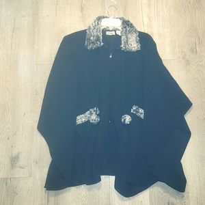 Le Moda Fleece Cape Faux Fur Trim One‎ Size Black